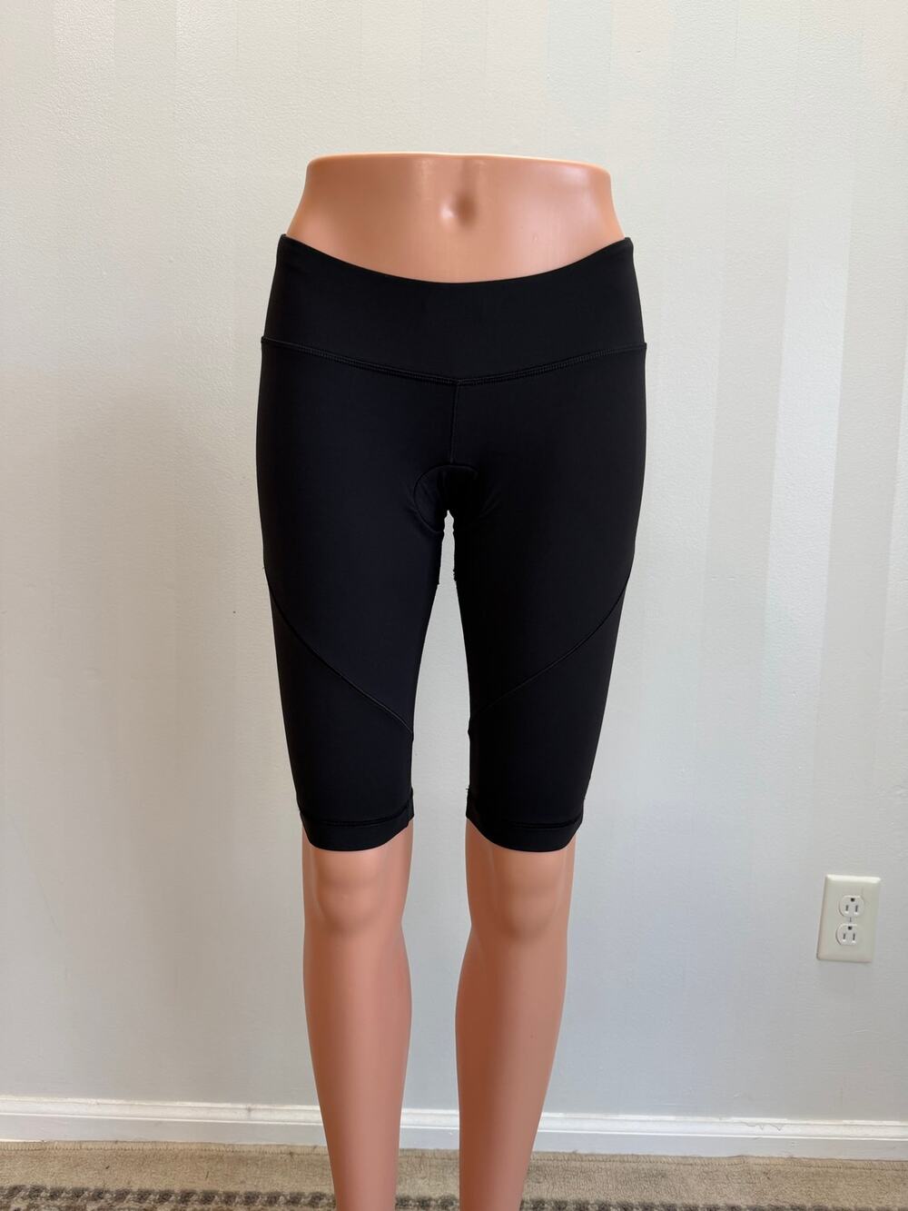 Lululemon Presta Padded Cycling Bike Shorts Black Reflective Chamois Sz 6